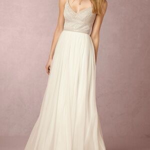 Adrianna papell wedding dress brand new with tags size 4 ivory